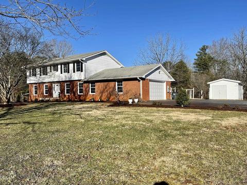 2506 E Tyger Bridge Rd, Greer, SC 29651 photo 3