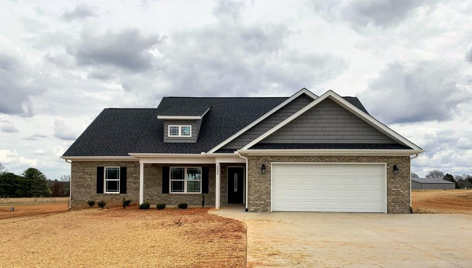  2348 Battleground Rd, Cowpens, SC 29330 photo 1