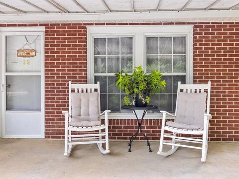 39 Bonds Dr, Ware Shoals, SC 29692 photo 4
