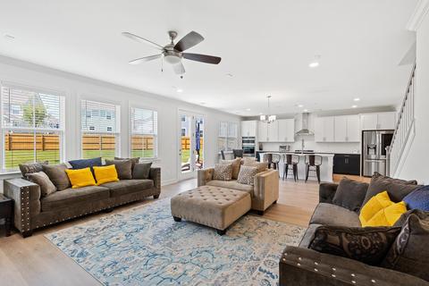 548 Backacre Ct, Greer, SC 29651 photo 9