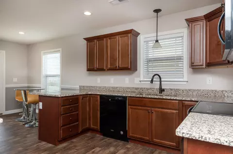 409 Thomas Edwards Ln, Greer, SC 29651 photo 8