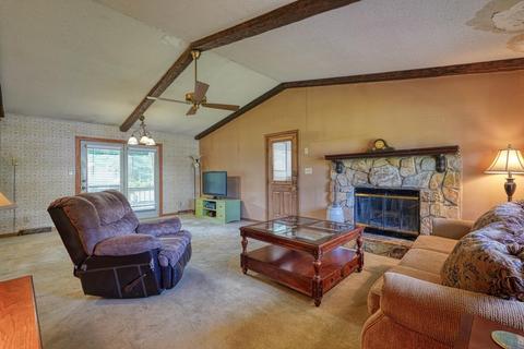 105 Nether Ln, Moore, SC 29369 photo 6