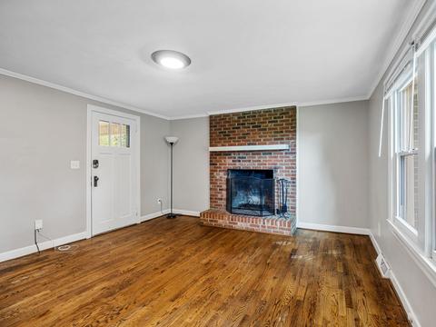 108 Post Dr, Greer, SC 29650 photo 3