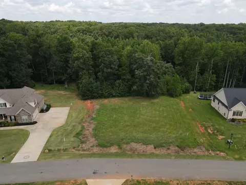 135 Cobblestone Xing, Gaffney, SC 29341