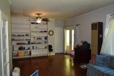 157 Chestnut St, Tryon, NC 28782 photo 8