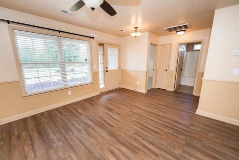 139 Dillard Rd, Duncan, SC 29334 photo 4