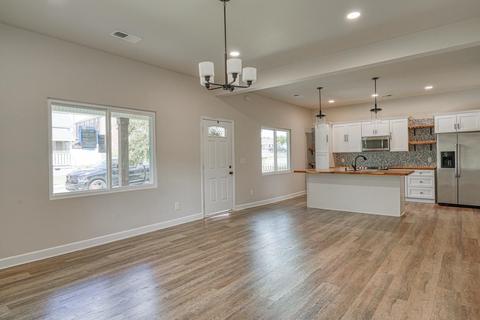 14 Walnut St, Startex, SC 29377 photo 4