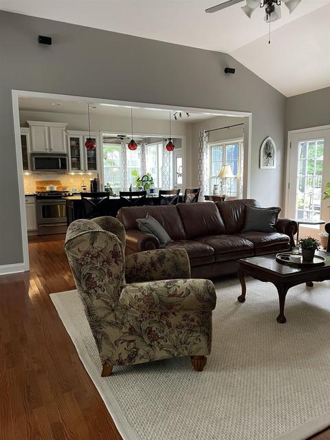 105 Holly Tree Cir, Duncan, SC 29334 photo 6