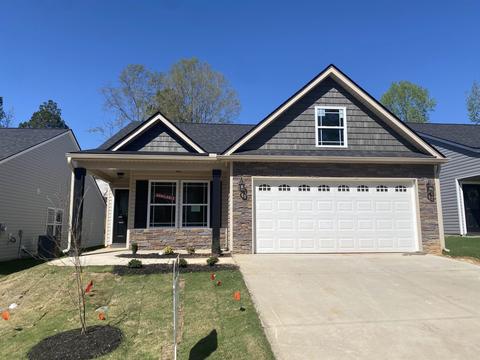 460 Timberwood Dr, Woodruff, SC 29388