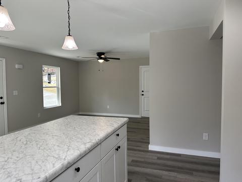 125 Kimberly Dr, Easley, SC 29642 photo 4