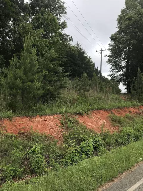 255 Bennetts Bridge Rd, Greer, SC 29651
