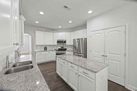 513 Turning Leaf Ln, Greer, SC 29651 photo 11