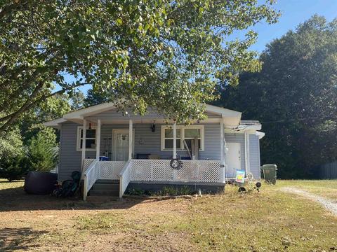 108 Deyoung St, Duncan, SC 29334 photo 1