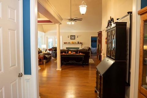 432 Grayson Dr, Moore, SC 29369 photo 2