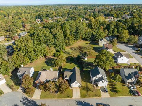 612 Eldredge Ct, Moore, SC 29369 photo 2