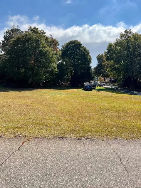 202 Walker Ave, Chesnee, SC 29323 photo 5