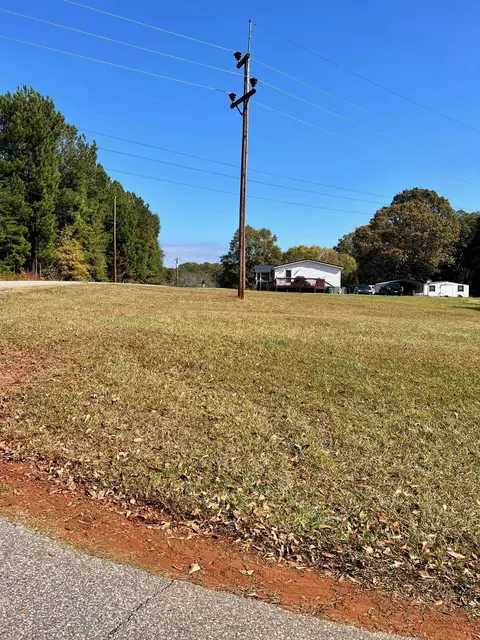 202 Walker Ave, Chesnee, SC 29323