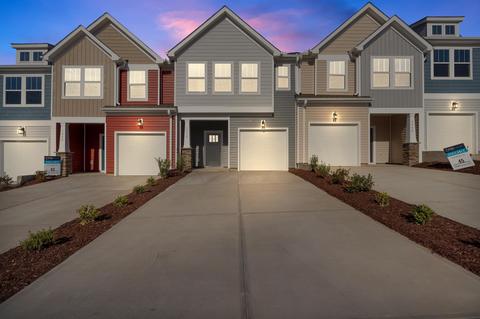 1552 Rivermeade Dr, Moore, SC 29369 photo 2