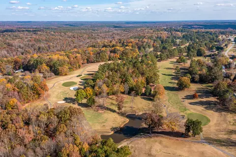 146 Pinewood Dr, Woodruff, SC 29388