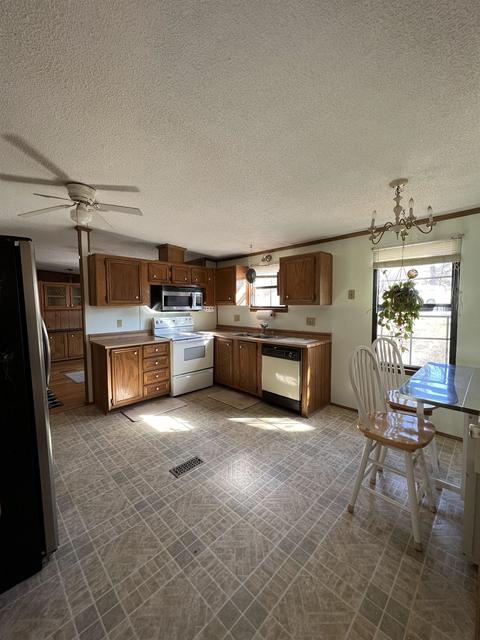 284 Nash Rd, Moore, SC 29369 photo 9