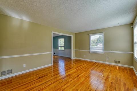 134 Jay Cir, Moore, SC 29369 photo 6