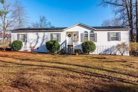 61 Red Coat Dr, Cowpens, SC 29330