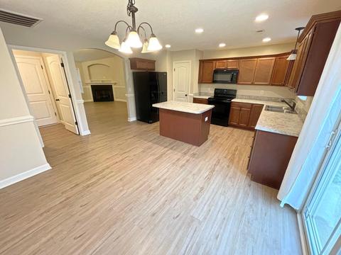 190 Rector St, Campobello, SC 29322 photo 5