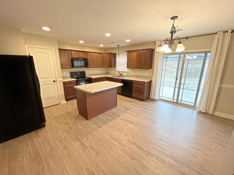 190 Rector St, Campobello, SC 29322 photo 4