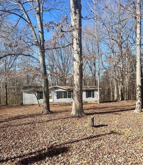 125 Blue Dawn Rd, Chesnee, SC 29323