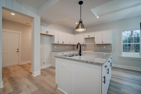 115 Mayfair Cir, Easley, SC 29640 photo 11