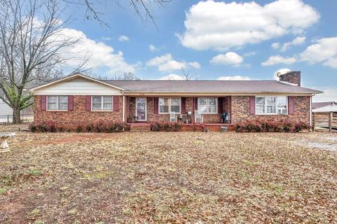 908 Green River Rd, Gaffney, SC 29341
