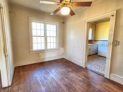 609 E Montgomery St, Gaffney, SC 29340 photo 7