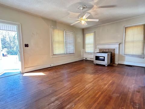 609 E Montgomery St, Gaffney, SC 29340 photo 3