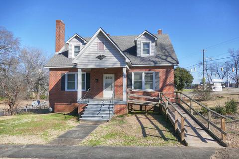 609 E Montgomery St, Gaffney, SC 29340 photo 1