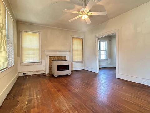 609 E Montgomery St, Gaffney, SC 29340 photo 2