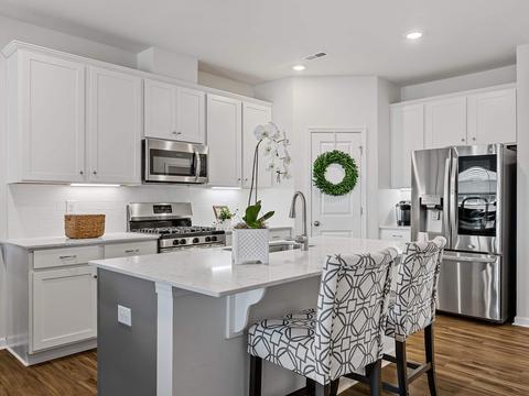 21 Table Mountain Trl, Greer, SC 29651 photo 5