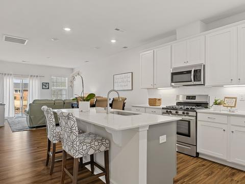 21 Table Mountain Trl, Greer, SC 29651 photo 3