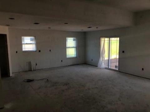 409 Willow Ct, Campobello, SC 29322 photo 6