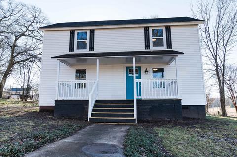 2 F St, Inman, SC 29349