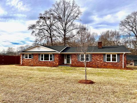 20 Circle Dr, Lyman, SC 29365 photo 2