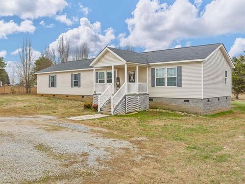 975 Sandy Ford Rd, Chesnee, SC 29323 photo 2
