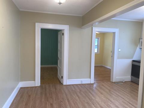 114 E Rutledge Ave, Gaffney, SC 29340 photo 14