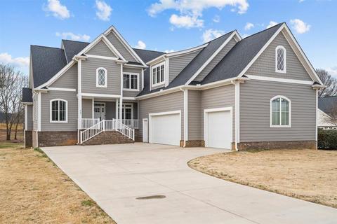 807 Mountain View Ct, Greer, SC 29651