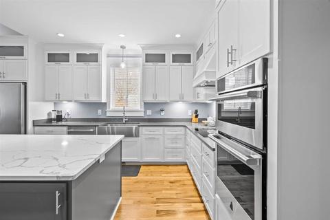 807 Mountain View Ct, Greer, SC 29651 photo 8
