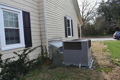 315 E Jefferies St, Gaffney, SC 29340 photo 6