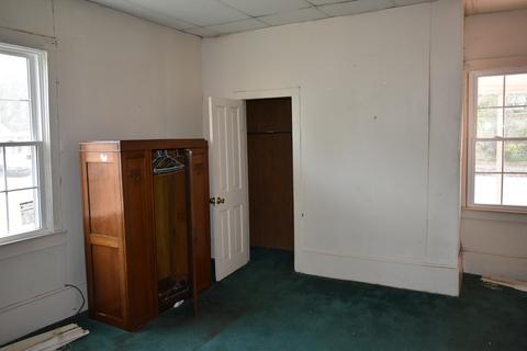 315 E Jefferies St, Gaffney, SC 29340 photo 9
