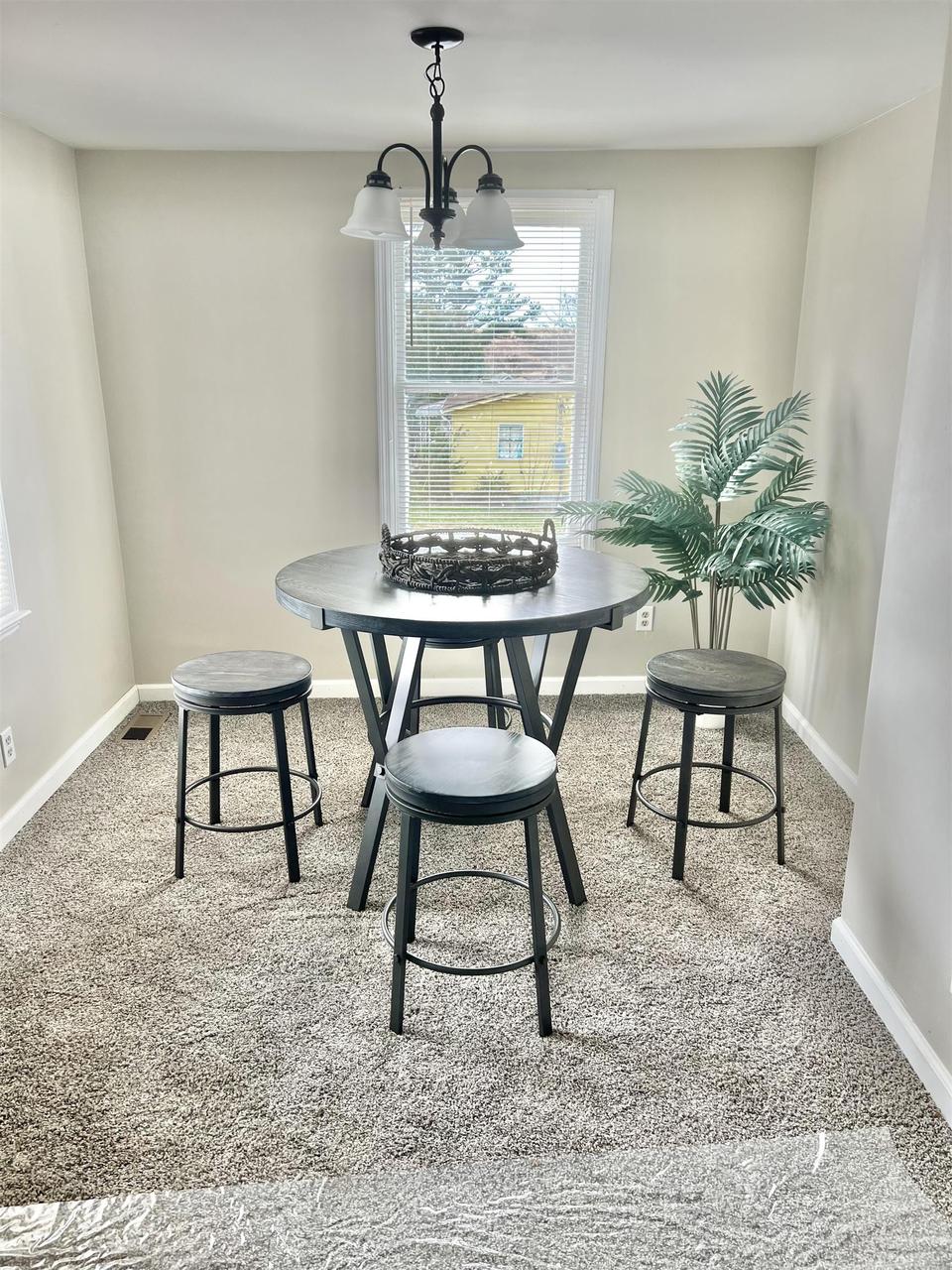  632 California Blvd, Spartanburg, SC 29306 photo 4