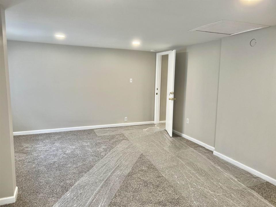  632 California Blvd, Spartanburg, SC 29306 photo 12