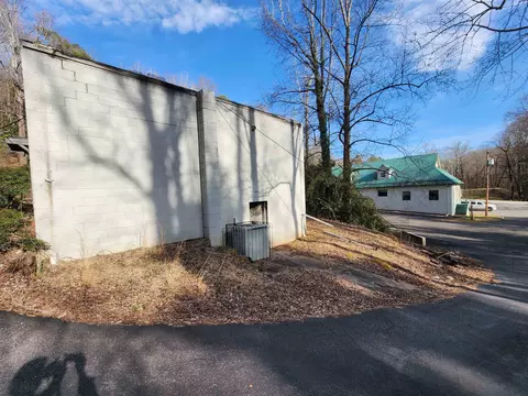 620 S Trade St, Tryon, NC 28782 photo 27