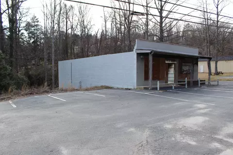 620 S Trade St, Tryon, NC 28782 photo 9
